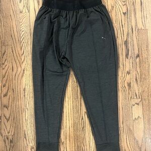 Ladies Black & Gray Puma Joggers with Pockets L